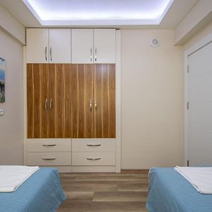 Deluxe Double or Twin Room City View